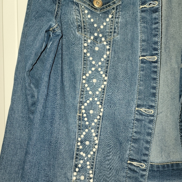 Baccini Embellished Jean Jacket NWT - Picture 3 of 3